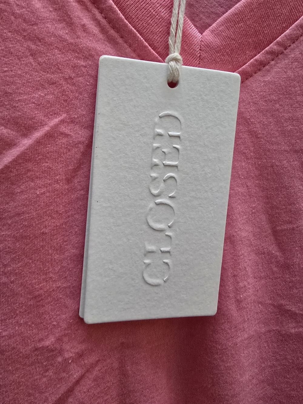 Closed Pink V-Neck Short Sleeve Tee - Picture 4 of 4